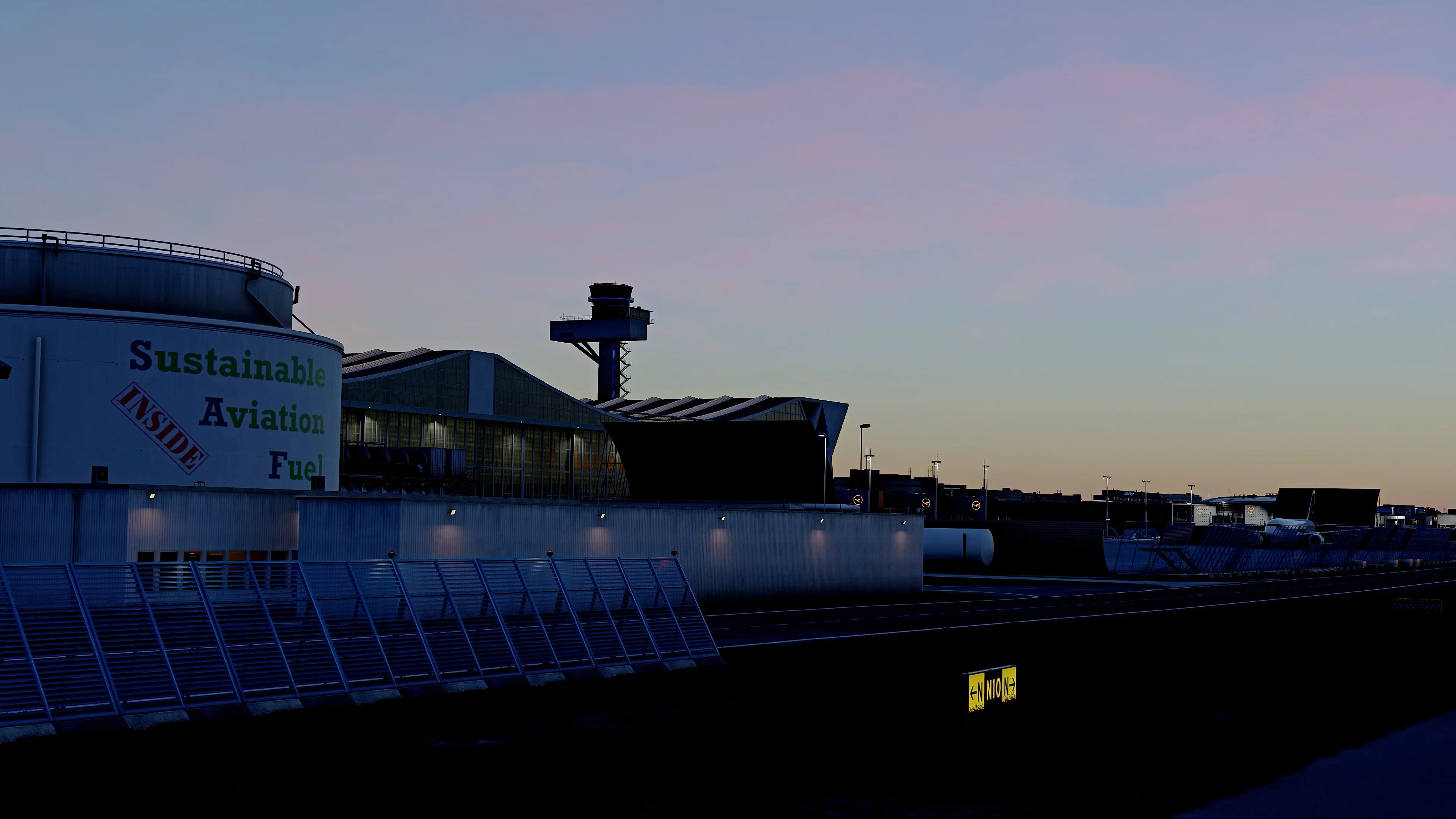 EDDF - Frankfurt Airport MSFS - Image 46